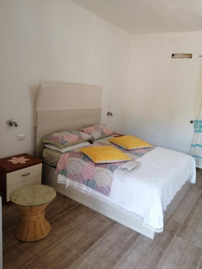 Elia'S House Bed & Breakfast Padru Dış mekan fotoğraf